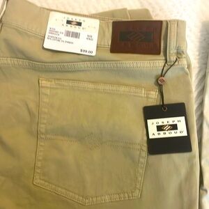 Abboud new with tags Classic fit 98 percent cotton 2per spandex washable 32Lenth